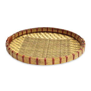 Handcrafted Bamboo Muram with Red-Rim Finish – Traditional Winnowing Tray