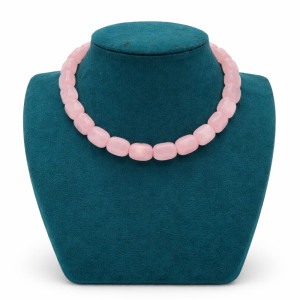 Soft Pink Beaded Short Necklace