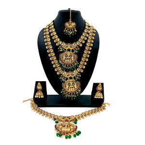 Grand Lakshmi Kasu Mala Temple Jewellery Set with Green Beads – Bridal Antique Finish