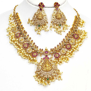 Lakshmi Temple Butta Pusalu Necklace Set
