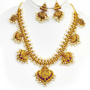 Lakshmi Coin Butta Pusalu Necklace Set – Ruby & Pearl Accents