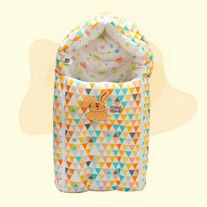 Mee Mee Baby Carry Nest – Soft & Cozy with Hood (Yellow Geometric Print)