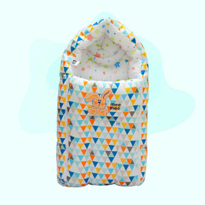 Mee Mee Baby Carry Nest – Soft & Cozy with Hood (Geometric Print)
