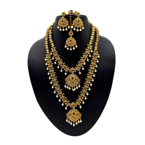 Elegant Temple Jewellery Set