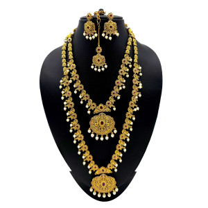 Regal Temple Jewellery Set