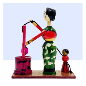 Etikoppaka Wooden Toy – Woman at Well with Child