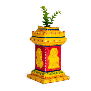 Kondapalli Tulasi Chettu – Handcrafted Wooden Sacred Plant Stand