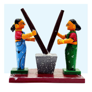 Kondapalli Women Pounding Grains Scene – Traditional Wooden Toy Display