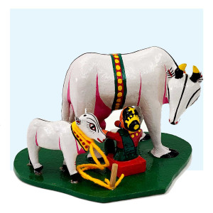 Kondapalli Cow Milking Scene – Handcrafted Village Life Toy