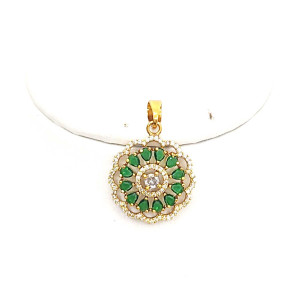 Round Green Stone Floral Pendant