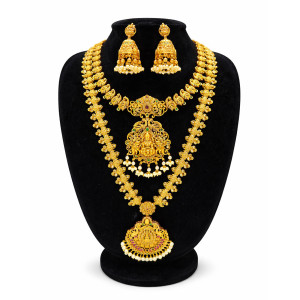 Classic Nakshi Temple Necklace Set