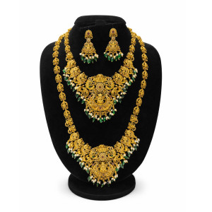 Elegant Nakshi Temple Necklace Set