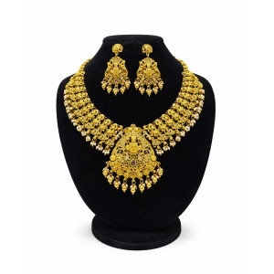 Traditional Temple Gold Necklace Set