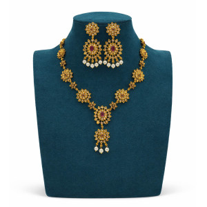 Ruby Pearl Floral Necklace Set