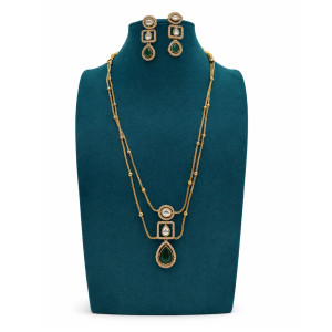 Emerald Kundan Layered Necklace Set