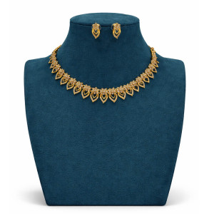 Gold Leaf Motif Necklace Set