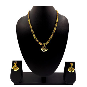 Classic Gold-Plated Chain Necklace Set with Jhumka Pendant – Lightweight Daily & Festive Wear