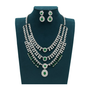 Tiered Emerald & Diamond Necklace Set
